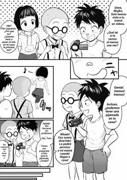 [Toshiue Onee-san Tengoku (Kaho Ren)] Tensai Onna Tousatsushi Mojiko no Camera Sennyuu Mission! | Serie de travesuras lascivas de Zurio y Yasu 3 [Español] [Takeru Sempaii] page 3
